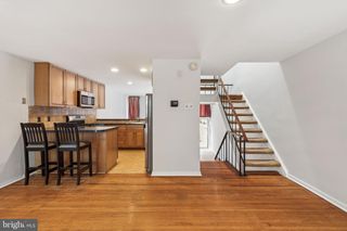 18 UNIVERSITY MEWS, Philadelphia, PA 19104