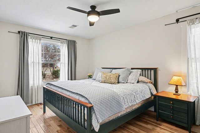 17145 9th Avenue N, Plymouth, MN 55447