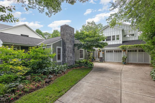 17145 9th Avenue N, Plymouth, MN 55447