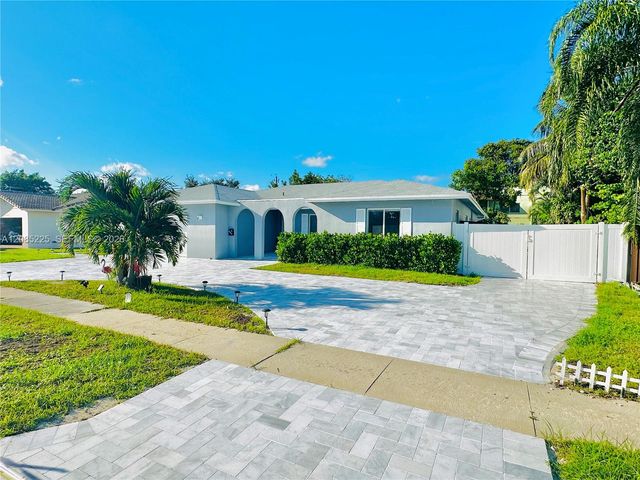 1545 NW 11th Street, Boca Raton, FL 33486