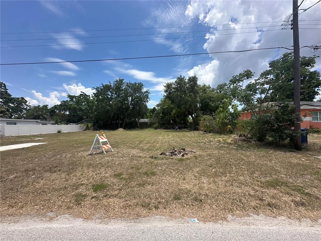 1716 W SAINT JOHN STREET, Tampa, FL 33607