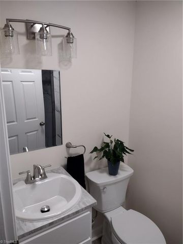 424 Auburndale Street, Winston-salem, NC 27104