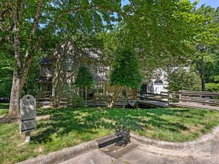 6038 Gray Gate Lane F, Charlotte, NC 28210