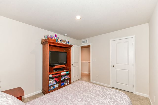 1645 Juniper Lane, Greenfield, IN 46140