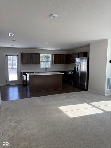 1645 Juniper Lane, Greenfield, IN 46140