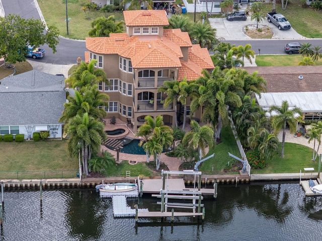 507 DRIFTWOOD DRIVE E, Palm Harbor, FL 34683