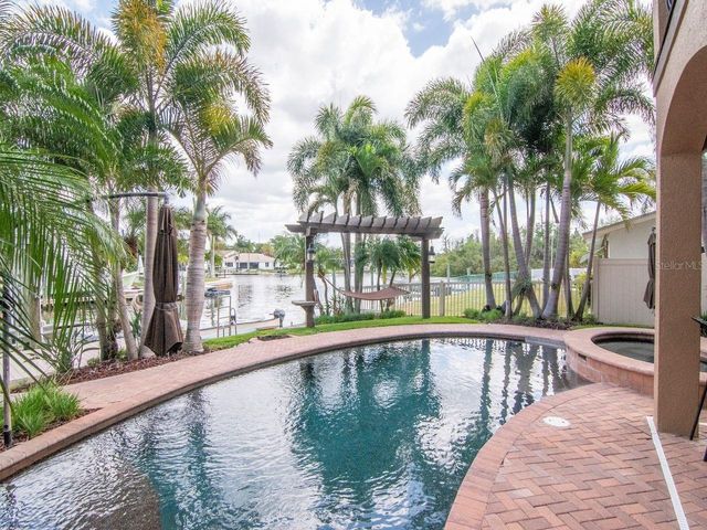 507 DRIFTWOOD DRIVE E, Palm Harbor, FL 34683