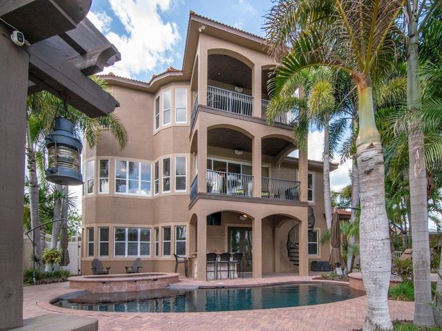 507 DRIFTWOOD DRIVE E, Palm Harbor, FL 34683