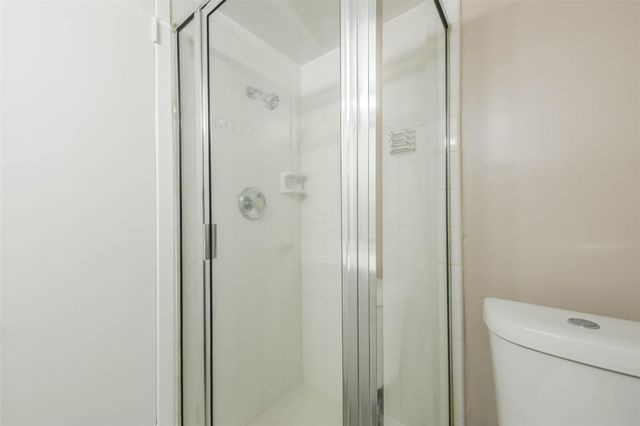 2824 Briarhurst Drive 24, Houston, TX 77057