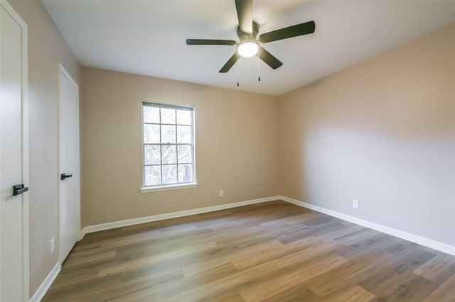 2824 Briarhurst Drive 24, Houston, TX 77057