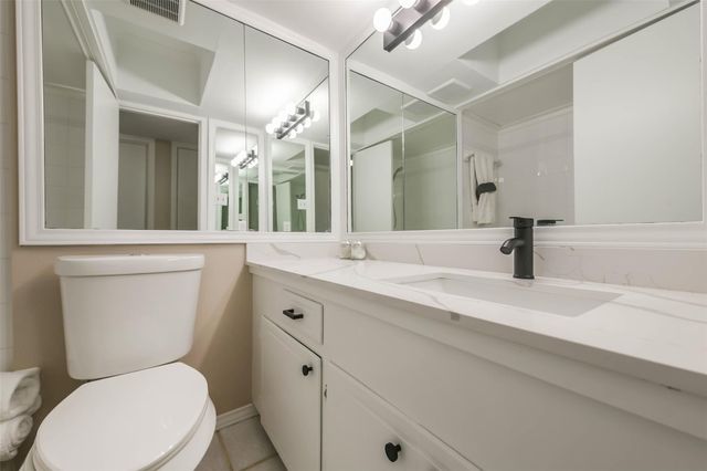 2824 Briarhurst Drive 24, Houston, TX 77057
