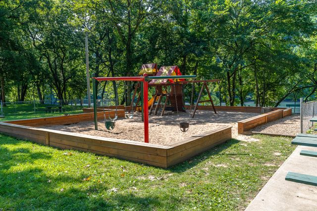 147 Grandview Drive 3, Branson, MO 65616