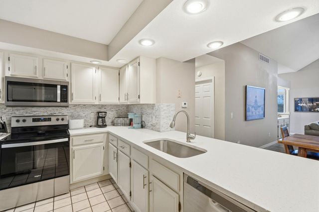 147 Grandview Drive 3, Branson, MO 65616