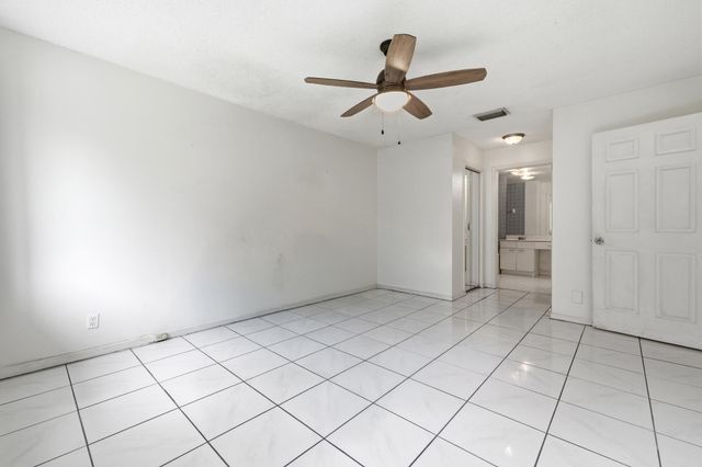 120 Sunshine Boulevard, Royal Palm Beach, FL 33411