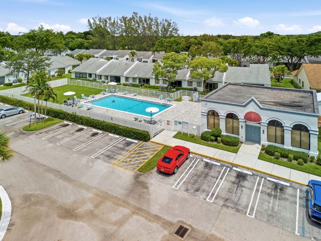 120 Sunshine Boulevard, Royal Palm Beach, FL 33411