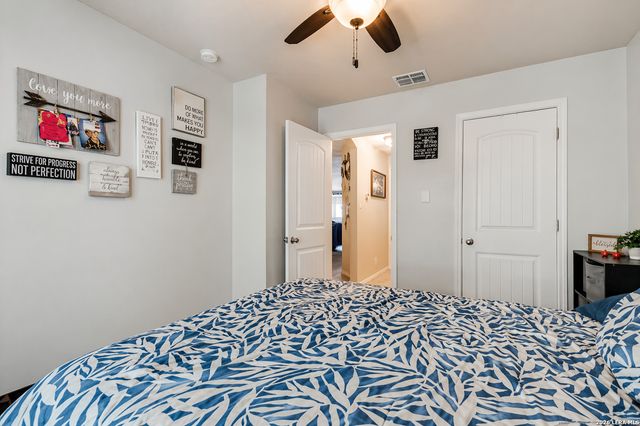 8838 Palmetto Falls, San Antonio, TX 78254