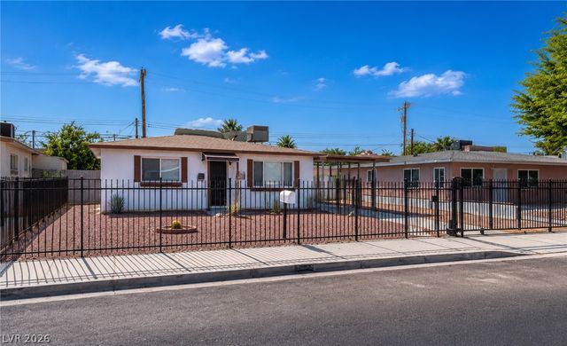 2101 Santa Paula Drive, Las Vegas, NV 89104