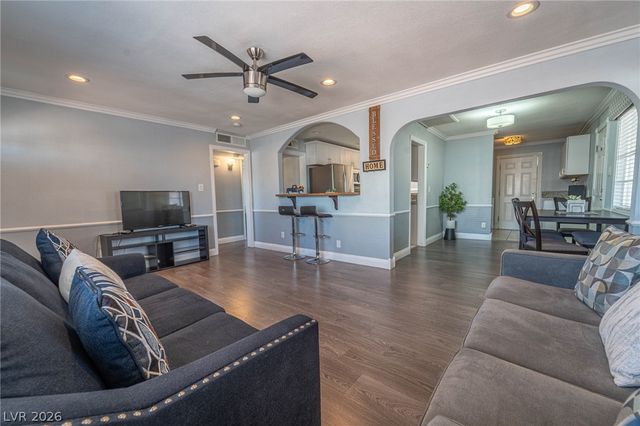 2101 Santa Paula Drive, Las Vegas, NV 89104