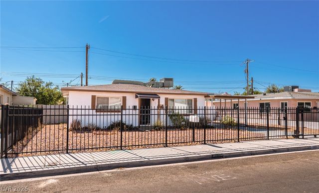 2101 Santa Paula Drive, Las Vegas, NV 89104