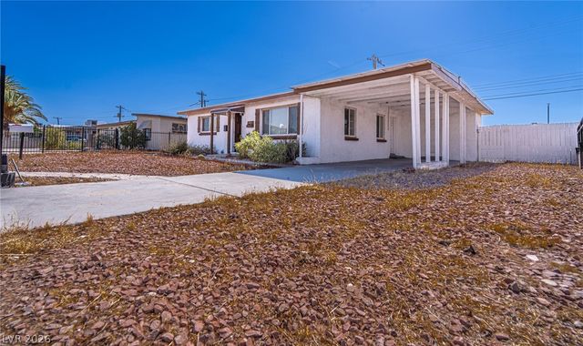 2101 Santa Paula Drive, Las Vegas, NV 89104