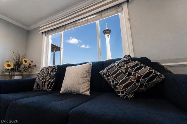 2101 Santa Paula Drive, Las Vegas, NV 89104