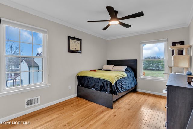 321 Oak Knoll Drive 32-1, Manalapan, NJ 07726