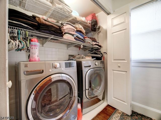 569 Monroe Pl, Ridgefield Boro, NJ 07657