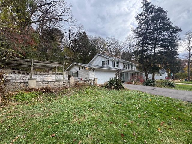 7741 Big Pine LANE, Burlington, WI 53105