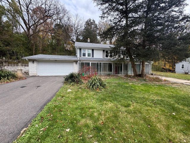 7741 Big Pine LANE, Burlington, WI 53105