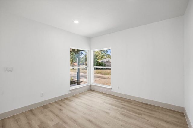 106 Burgundy Lane, League City, TX 77573