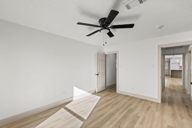 106 Burgundy Lane, League City, TX 77573