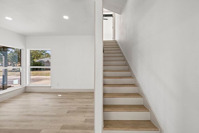 106 Burgundy Lane, League City, TX 77573