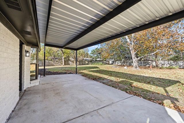 106 Burgundy Lane, League City, TX 77573