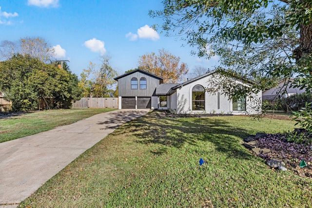 106 Burgundy Lane, League City, TX 77573