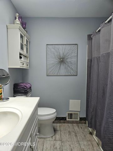 14 Cypress Street, Hazlet, NJ 07730