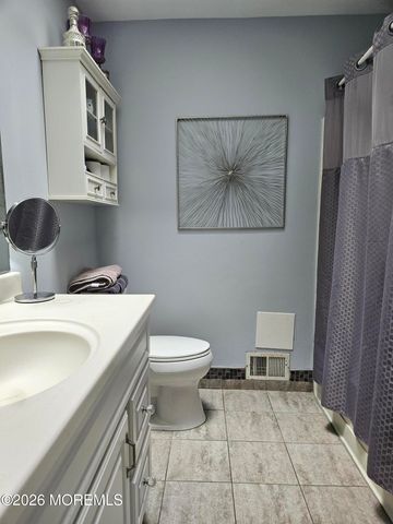 14 Cypress Street, Hazlet, NJ 07730
