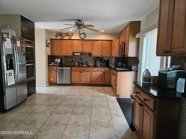 14 Cypress Street, Hazlet, NJ 07730