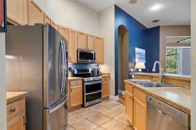 4306 HEIRLOOM ROSE PLACE, Oviedo, FL 32766