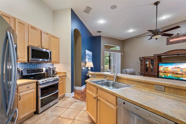 4306 HEIRLOOM ROSE PLACE, Oviedo, FL 32766