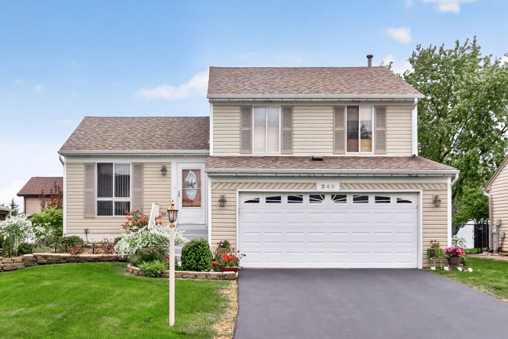 240 Iris Drive, Streamwood, IL 60107 — exterior