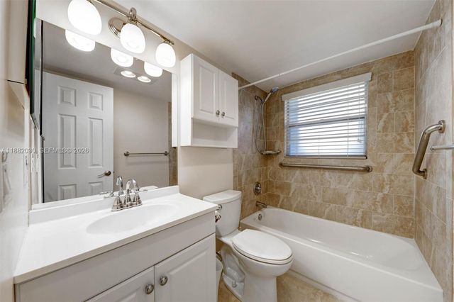 36 Islewood B 36 36, Deerfield Beach, FL 33442