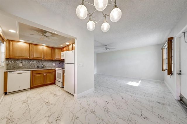 36 Islewood B 36 36, Deerfield Beach, FL 33442