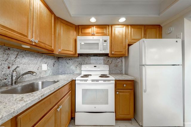 36 Islewood B 36 36, Deerfield Beach, FL 33442