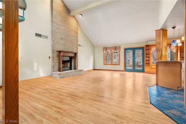 1536 Baycrest Drive NW, Canton, OH 44708