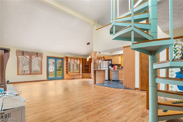 1536 Baycrest Drive NW, Canton, OH 44708