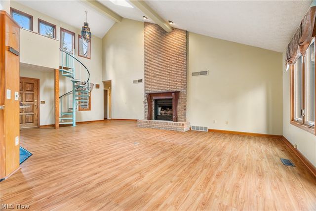 1536 Baycrest Drive NW, Canton, OH 44708