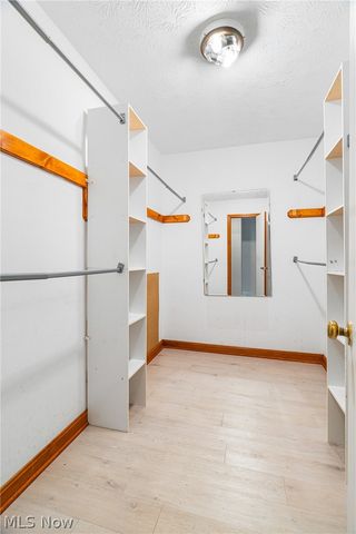 1536 Baycrest Drive NW, Canton, OH 44708