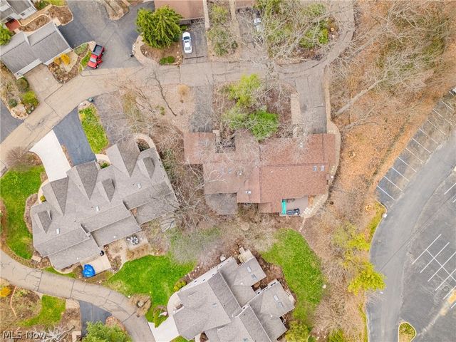 1536 Baycrest Drive NW, Canton, OH 44708