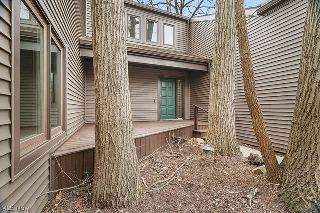 1536 Baycrest Drive NW, Canton, OH 44708