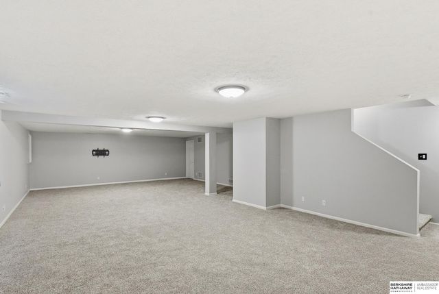 19010 Grover Street, Omaha, NE 68130